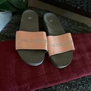New balance slides size 7